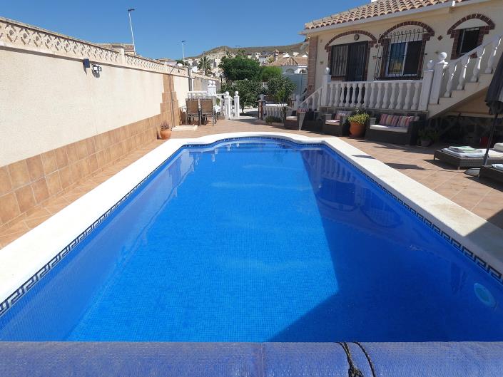 Image No.41-3 Bed Villa / Detached for sale