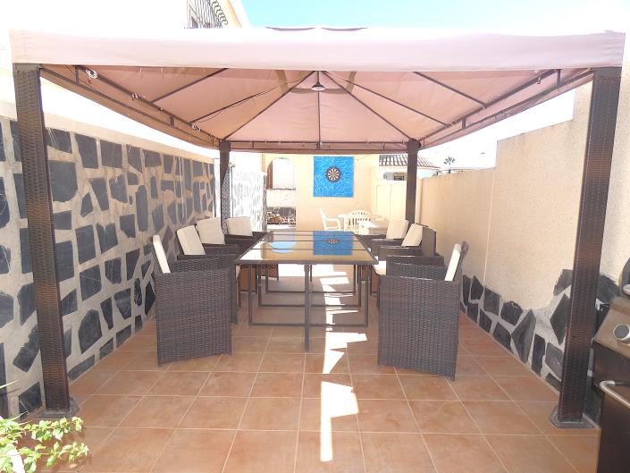 Image No.52-3 Bed Villa / Detached for sale