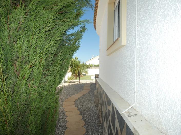 Image No.7-3 Bed Villa / Detached for sale