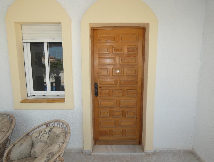 Image No.12-3 Bed Villa / Detached for sale
