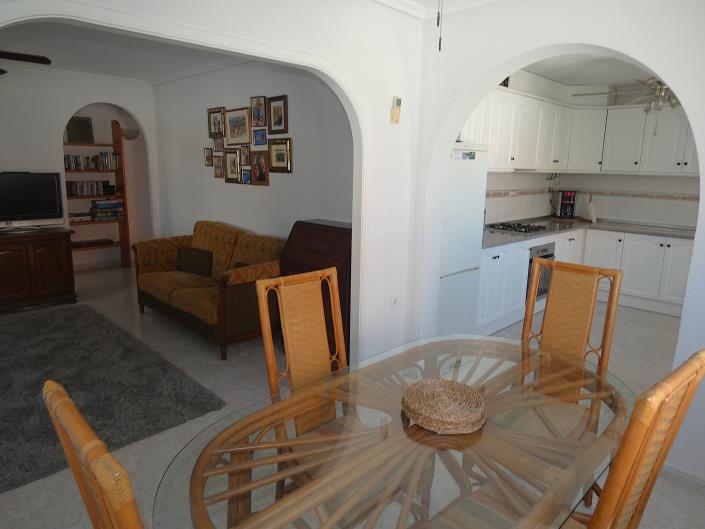 Image No.27-3 Bed Villa / Detached for sale