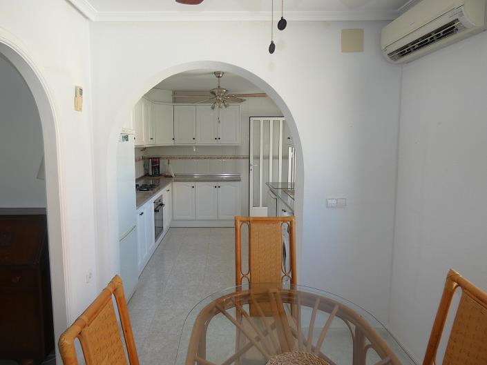 Image No.28-3 Bed Villa / Detached for sale