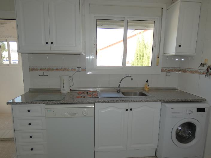 Image No.32-3 Bed Villa / Detached for sale