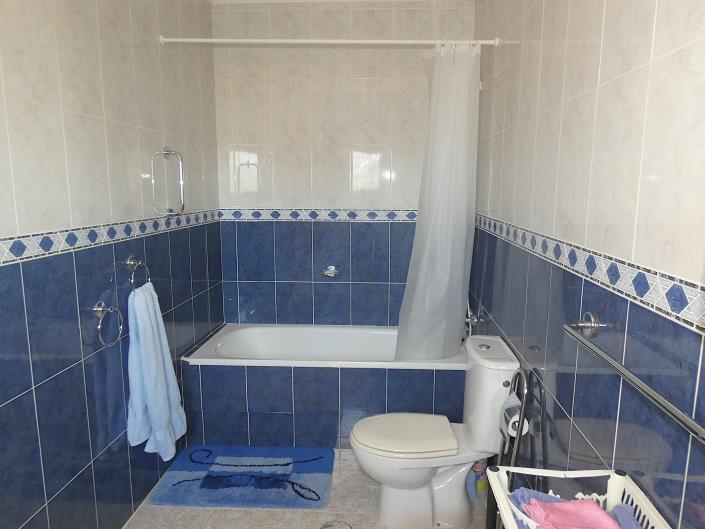 Image No.37-3 Bed Villa / Detached for sale