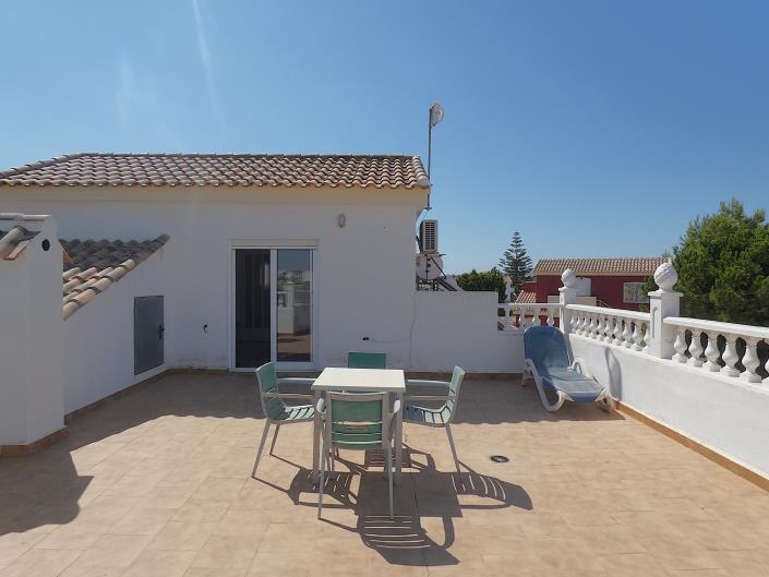Image No.44-3 Bed Villa / Detached for sale