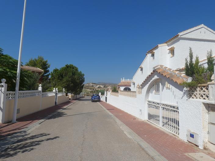 Image No.60-3 Bed Villa / Detached for sale