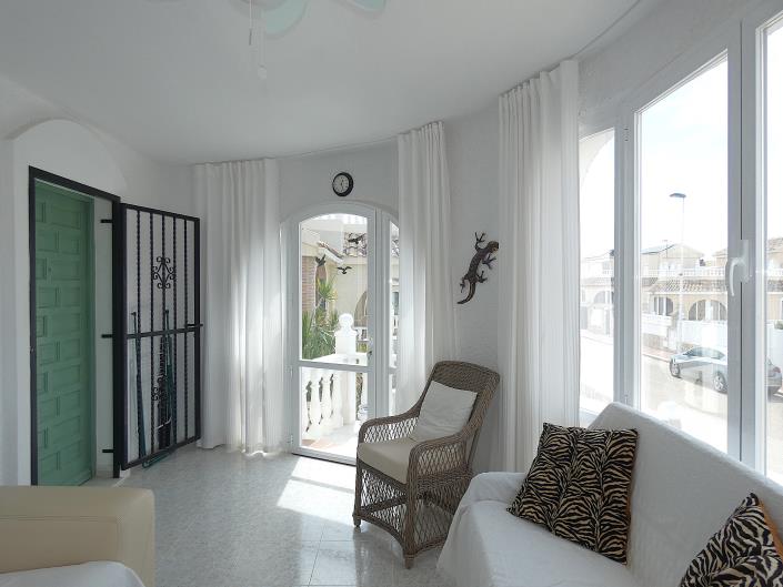 Image No.10-3 Bed Semi-Detached for sale