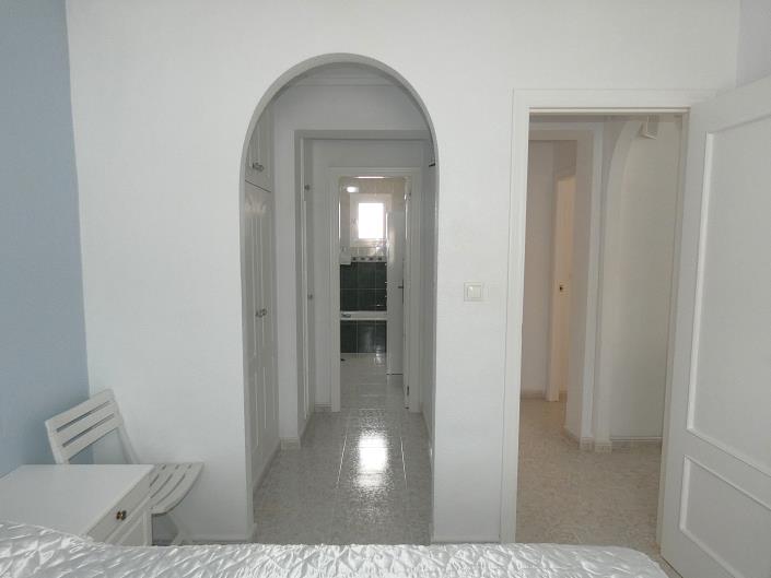 Image No.18-3 Bed Semi-Detached for sale