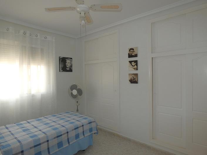 Image No.21-3 Bed Semi-Detached for sale