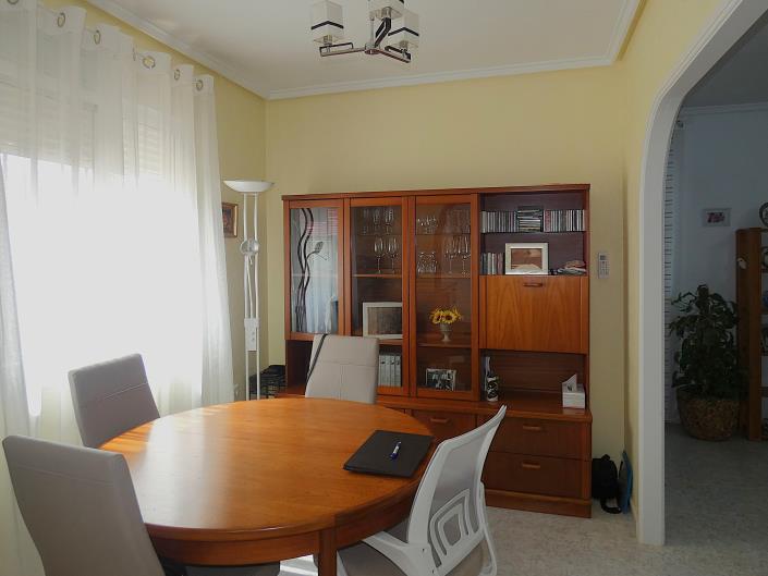 Image No.28-3 Bed Semi-Detached for sale
