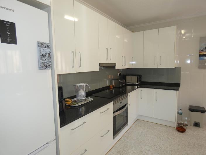 Image No.31-3 Bed Semi-Detached for sale
