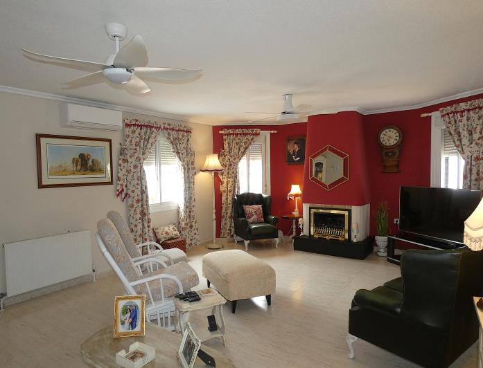 Image No.10-5 Bed Villa / Detached for sale
