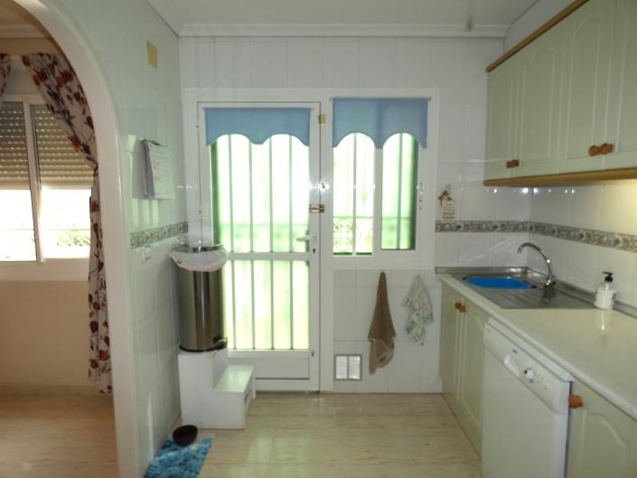 Image No.29-5 Bed Villa / Detached for sale