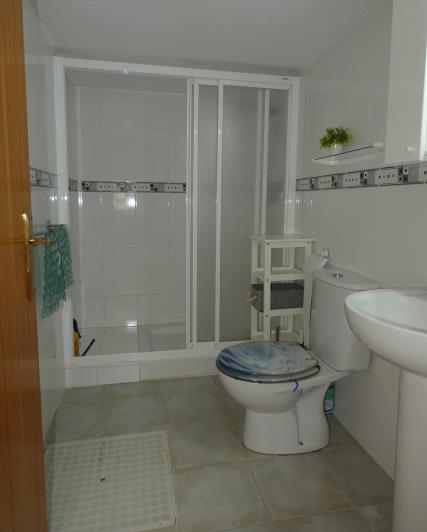 Image No.41-5 Bed Villa / Detached for sale