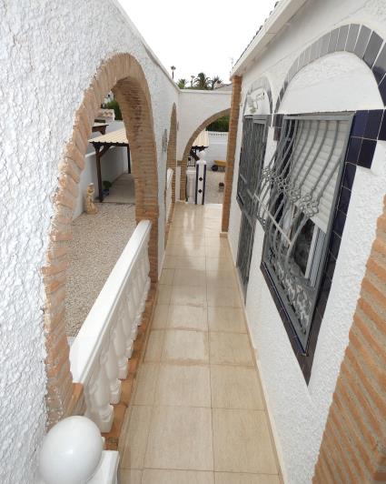 Image No.52-5 Bed Villa / Detached for sale