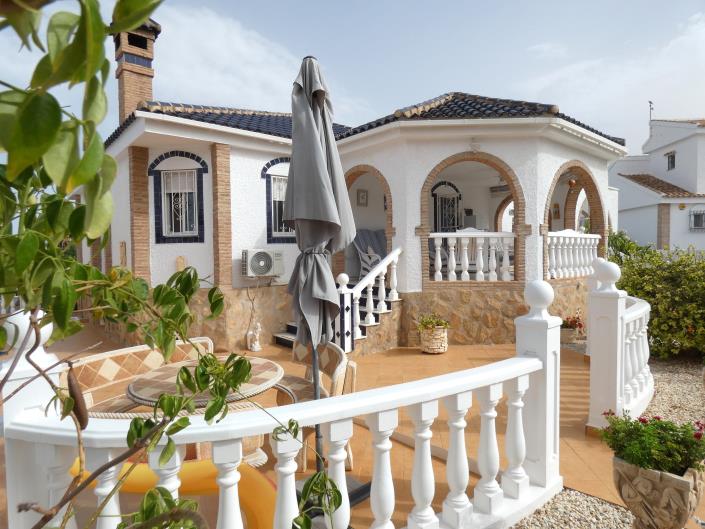 Image No.54-5 Bed Villa / Detached for sale