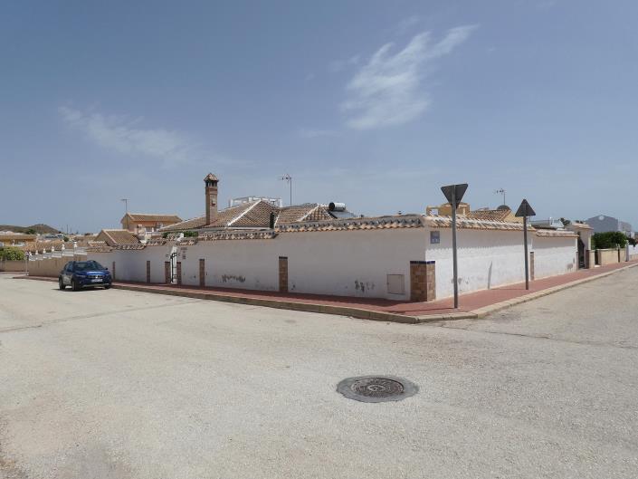 Image No.5-3 Bed Villa / Detached for sale