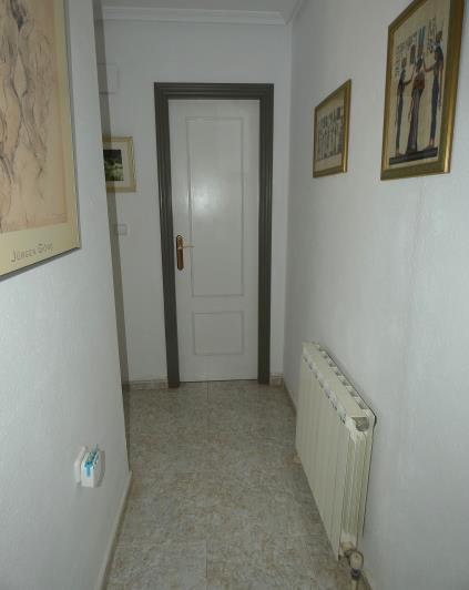 Image No.24-3 Bed Villa / Detached for sale