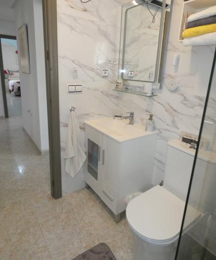 Image No.26-3 Bed Villa / Detached for sale