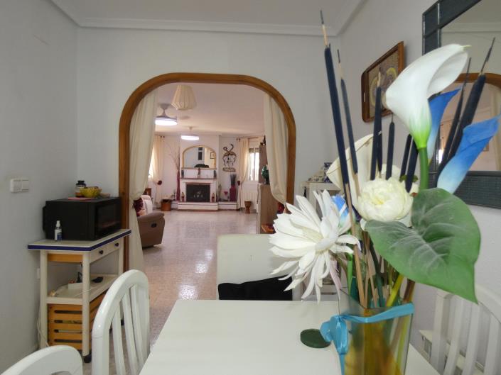 Image No.33-3 Bed Villa / Detached for sale