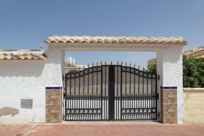 Image No.58-3 Bed Villa / Detached for sale