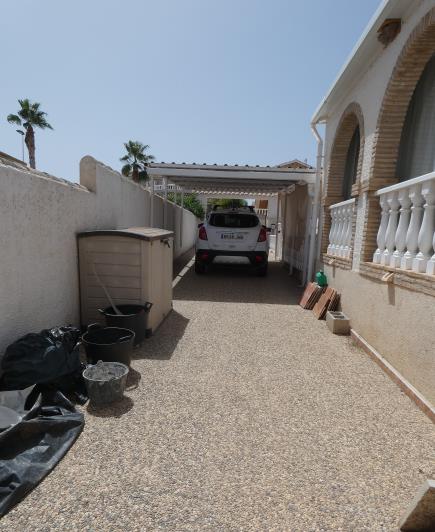 Image No.60-3 Bed Villa / Detached for sale