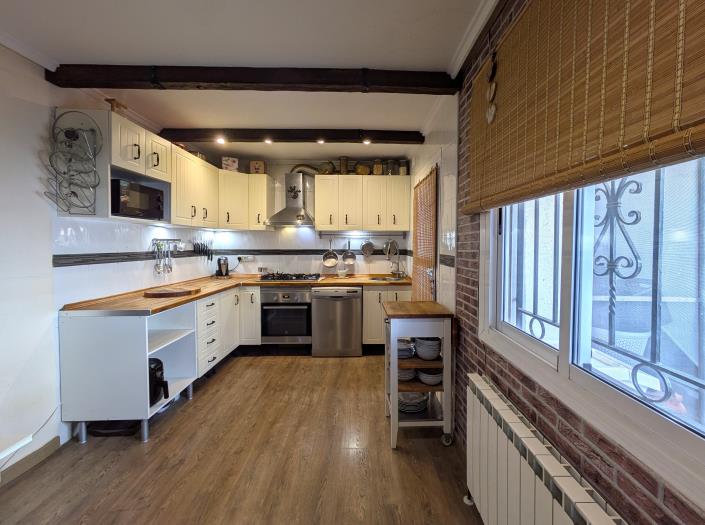 Image No.2-3 Bed House/Villa for sale