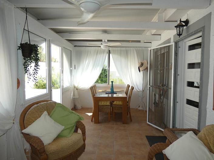 Image No.10-2 Bed Villa / Detached for sale