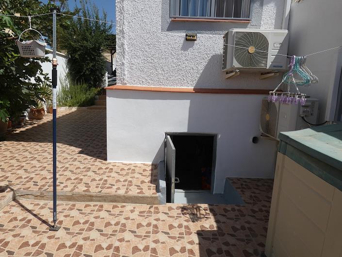 Image No.54-2 Bed Villa / Detached for sale