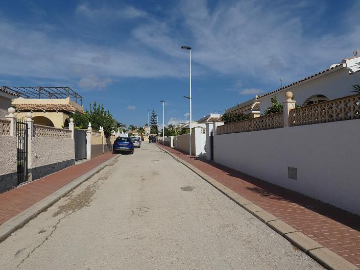 Image No.48-2 Bed Villa / Detached for sale