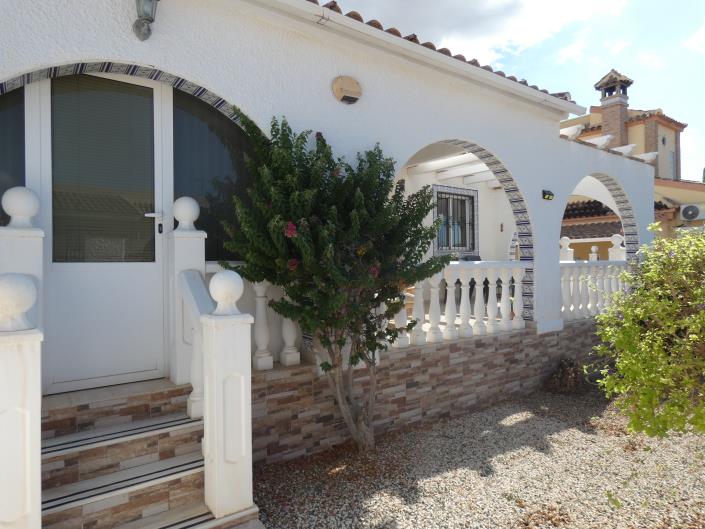 Image No.49-2 Bed Villa / Detached for sale