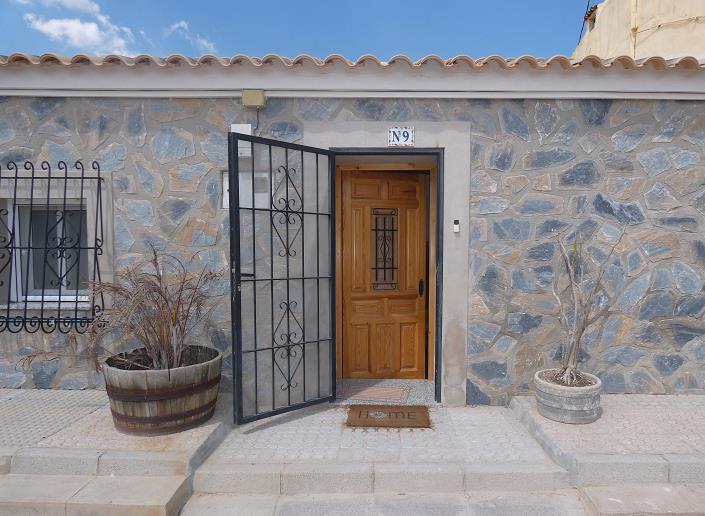 Image No.4-3 Bed Country Property for sale
