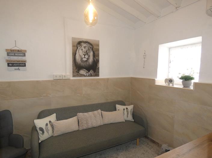 Image No.21-3 Bed Country Property for sale
