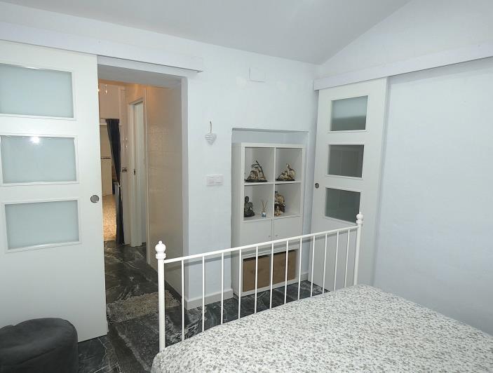 Image No.34-3 Bed Country Property for sale