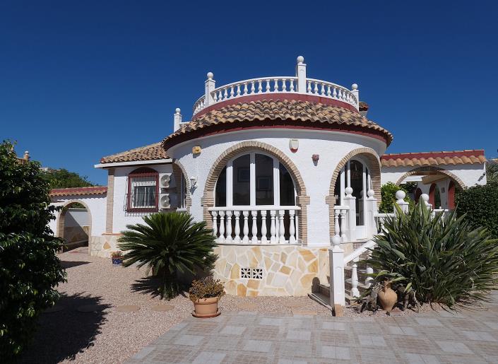 Image No.6-3 Bed Villa / Detached for sale