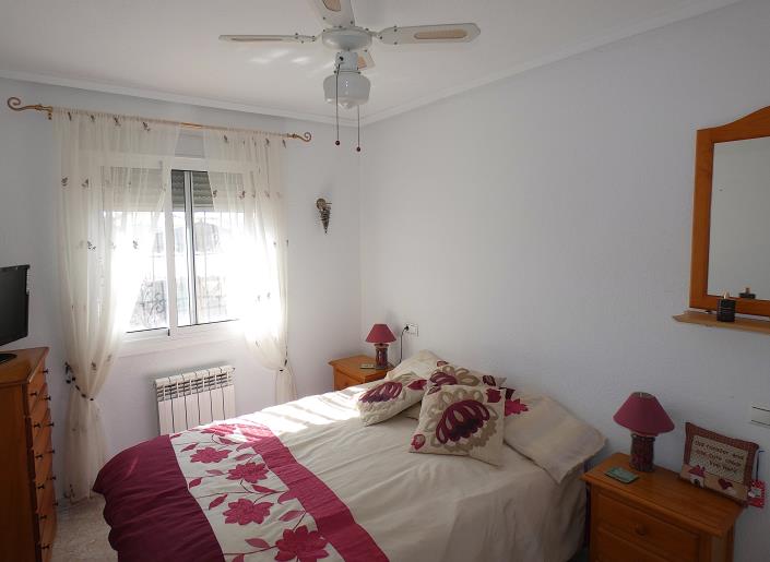 Image No.17-3 Bed Villa / Detached for sale