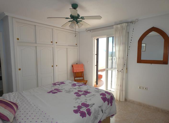 Image No.38-3 Bed Villa / Detached for sale