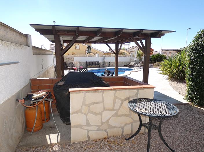 Image No.55-3 Bed Villa / Detached for sale