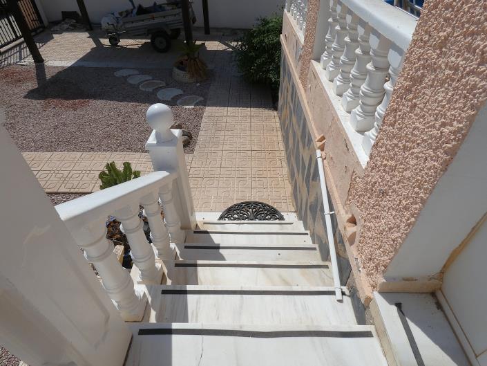 Image No.43-2 Bed Villa / Detached for sale