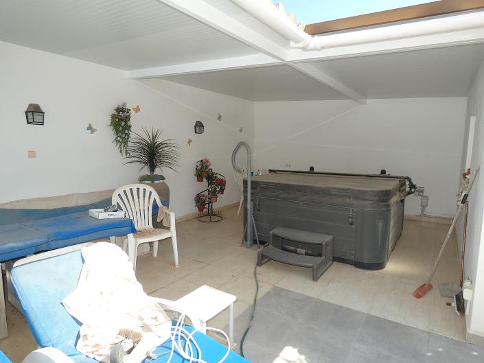 Image No.45-2 Bed Villa / Detached for sale
