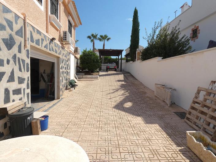 Image No.49-2 Bed Villa / Detached for sale