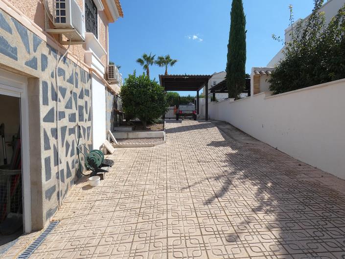 Image No.55-2 Bed Villa / Detached for sale