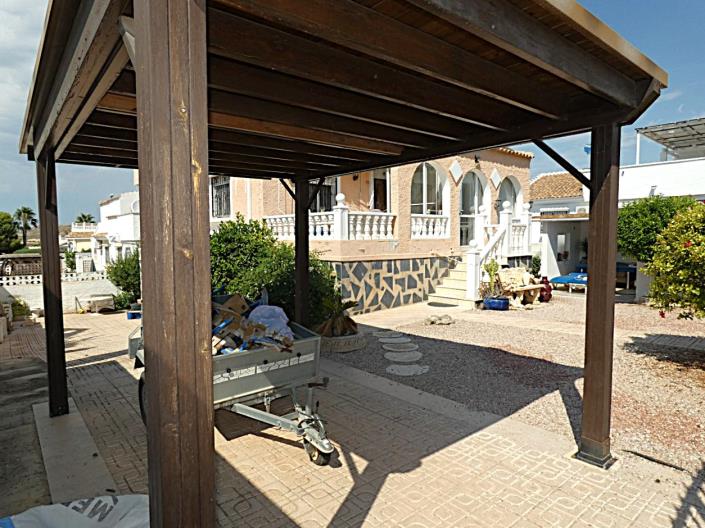 Image No.56-2 Bed Villa / Detached for sale