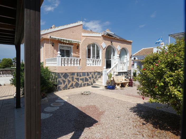 Image No.57-2 Bed Villa / Detached for sale