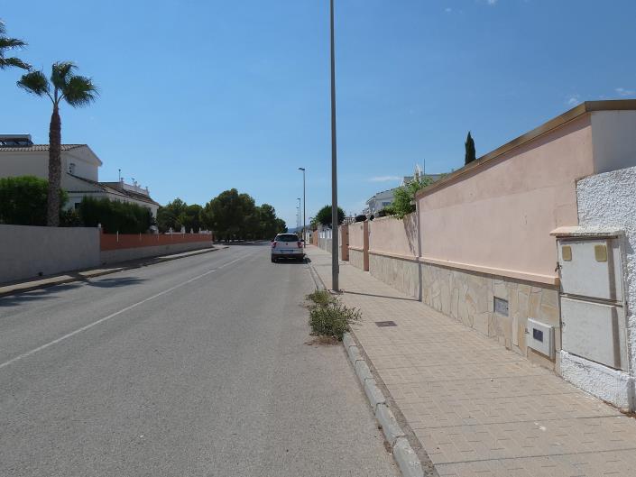 Image No.61-2 Bed Villa / Detached for sale