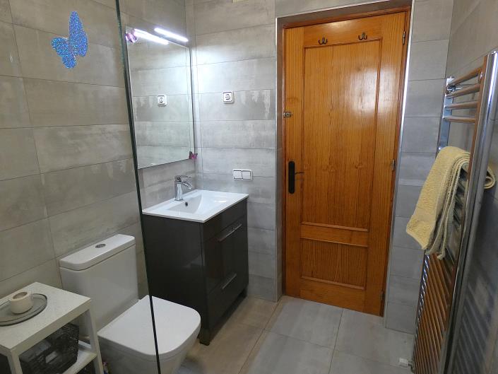 Image No.32-2 Bed Villa / Detached for sale