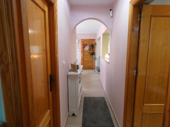 Image No.33-2 Bed Villa / Detached for sale