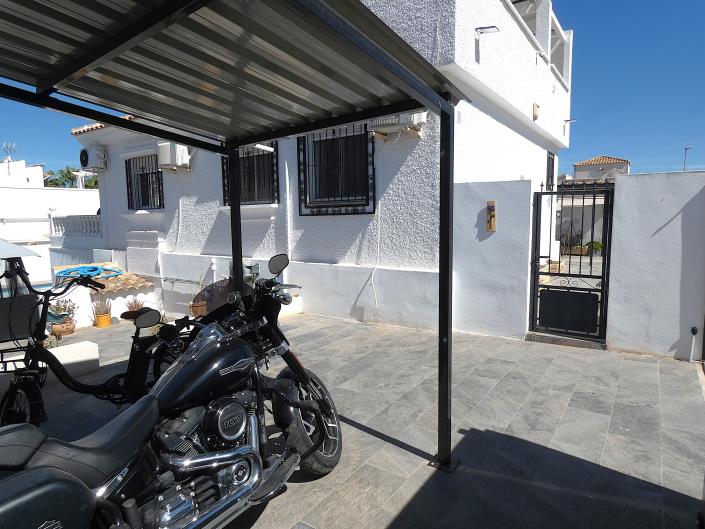 Image No.53-2 Bed Villa / Detached for sale