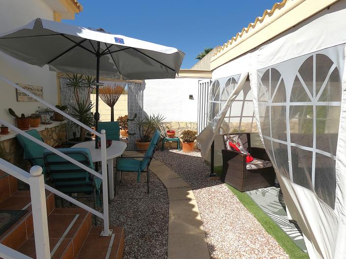 Image No.25-1 Bed Villa / Detached for sale