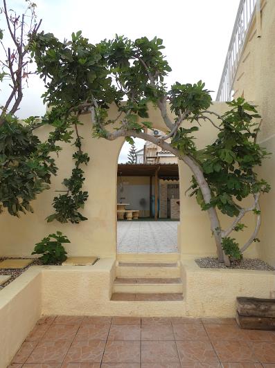 Image No.37-5 Bed Villa / Detached for sale